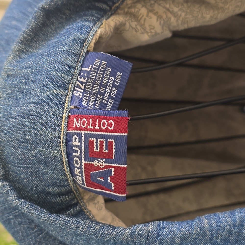 Jean jacket - Picture 3 of 4